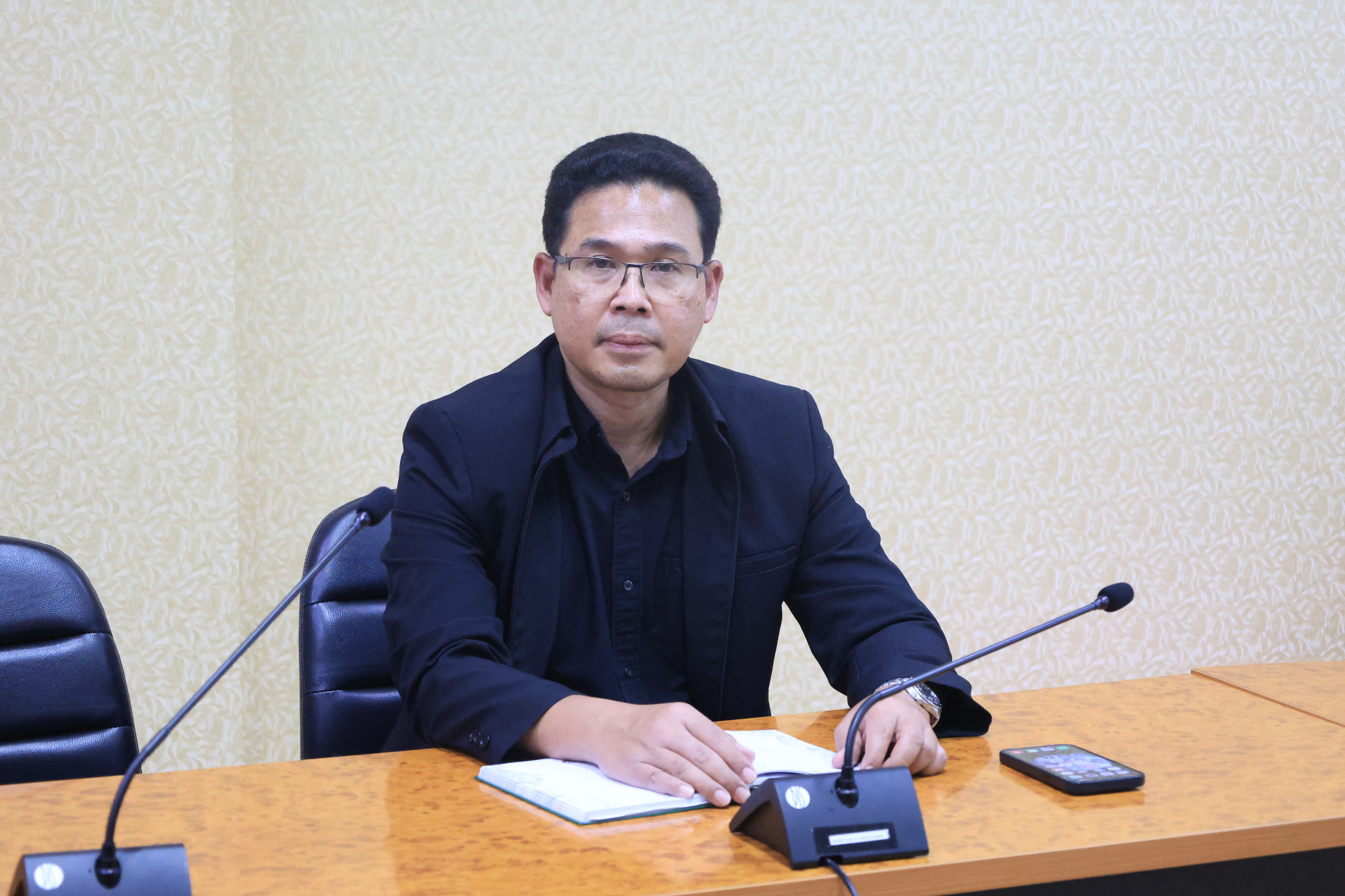 title - ส.ป.ก. ประชุมคณะอนุกรรมการพิจารณาการให้ความยินยอมหรืออนุญาตการใช้ประโยชน์ที่ดินในเขตปฏิรูปที่ดิน ครั้งที่ 4/2569